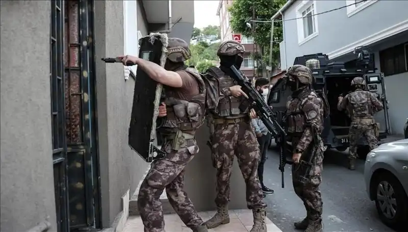 İstanbul’da DAEŞ’e Yönelik Büyük Operasyon: 20 Kişi Gözaltında
