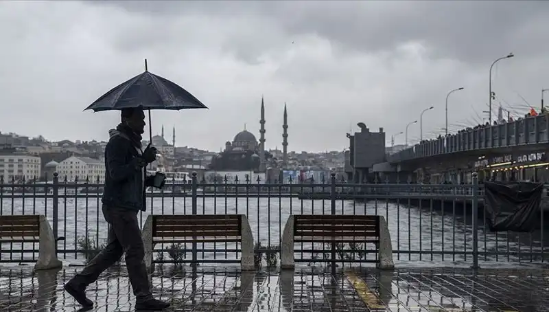 İstanbul'da Bahar Sonrası Kış Alarmı: Yağmur ve Kar Geri Dönüyor!