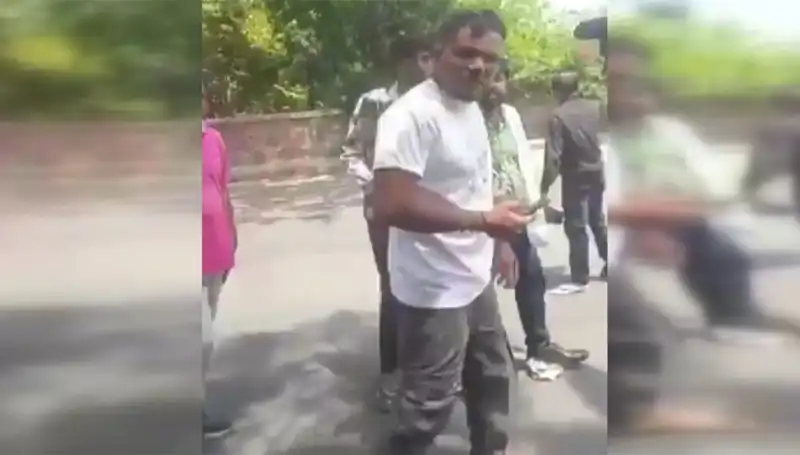 11A Yolcusu Dramı Anlattı: "Biri Beni Yakaladı" İfadesiyle Olayı Kestirdi!