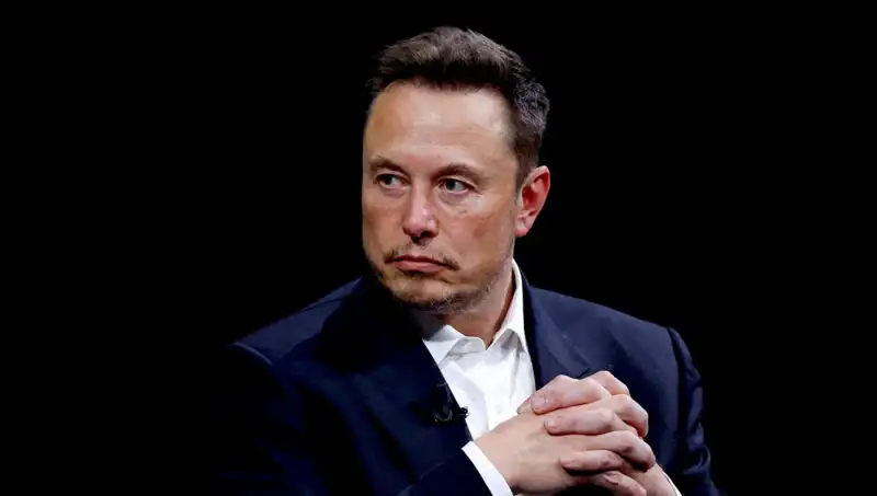 Musk, Robotların Cerrahları Geçme Tarihini Açıkladı: Gelecek Sizi Şaşırtacak!