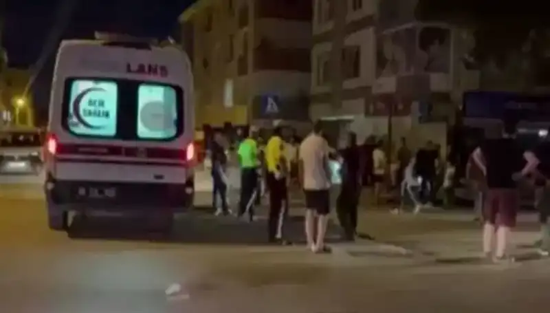 Alkollü Sürücünün Yolculuğu Kabusa Döndü: Yayaları Ezdi