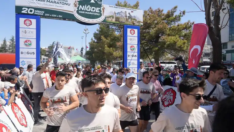Niğde Yarı Maratonu’nda 518 Sporcuyla Rekor Katılım!