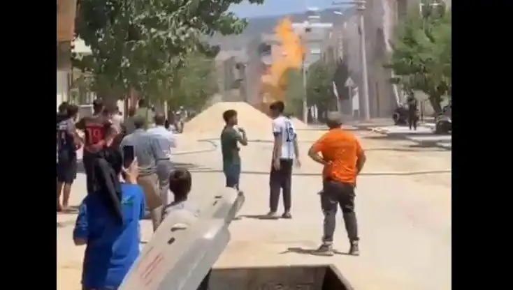 Kilis'te Doğalgaz Borusu Patladı: Şehirde Panik ve Güvenlik Önlemleri Artıyor