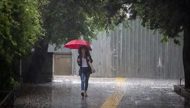 Meteoroloji 13 İlde Şiddetli Sağanak Yağışlar İçin Uyardı