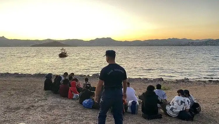 Dikkat Çeken Yakalanma: Bodrum'da 20 Düzensiz Göçmen Ele Geçirildi