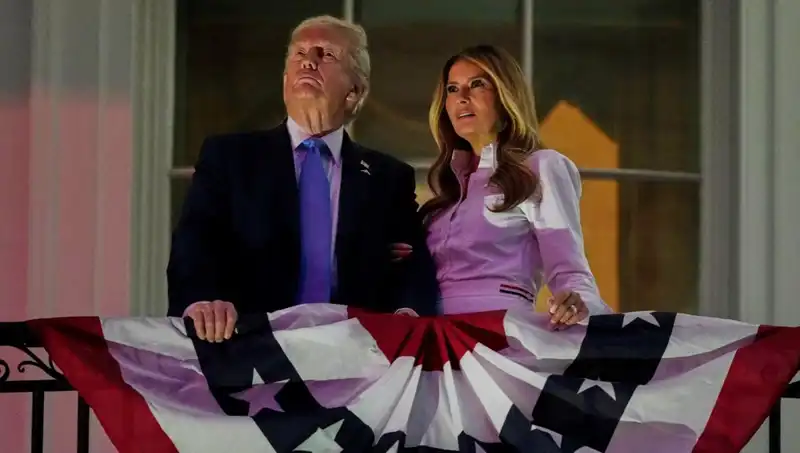 Trump ve Putin Arasındaki Gerginliğin Arkasında Melania'nın Rolü Ortaya Çıktı