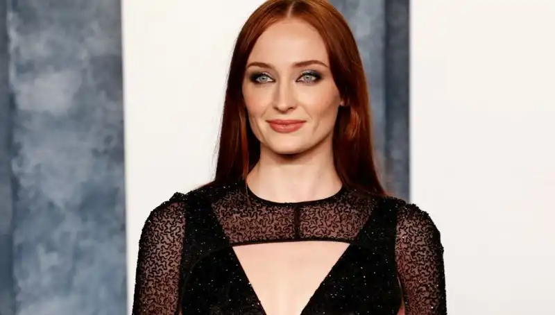 Game of Thrones Yıldızı Sophie Turner'ı Çileden Çıkaran Skandal Yorum!
