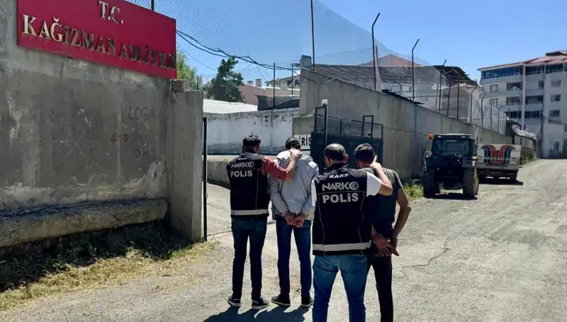 Kars’ta Büyük Uyuşturucu Operasyonu: İki Şahıs Tutuklandı!