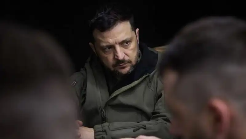 Zelenski: Rusya'nın Saldırılarında Kuzey Kore Yapımı Füze Kullanıldı