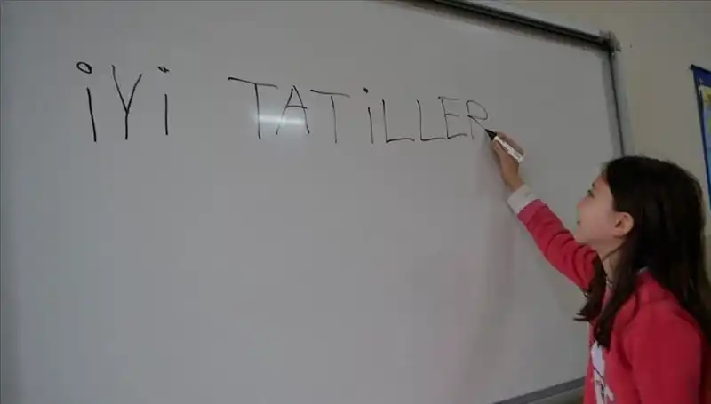 20 Milyon Öğrencinin Yaz Tatili Hayali: Son Ders Zili Çalıyor