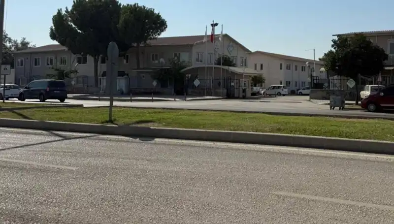 Adana'da Bir Amir, İşçisini Tabancayla Vurarak Şoke Etti
