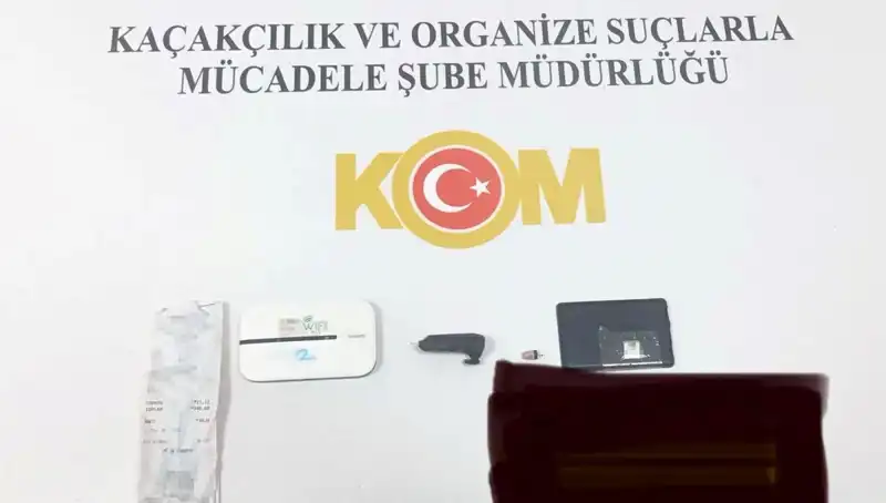 Ehliyet Sınavında Kopya Düzeneğiyle Yakalananlar, Şok Gelişmeler Sırasında Ortaya Çıktı