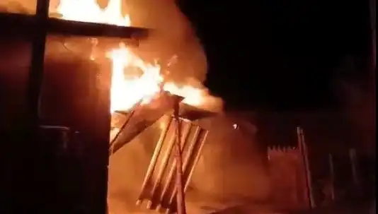 Karabük'te Mühim Yangın: İki Ev Alev Alev Geldi