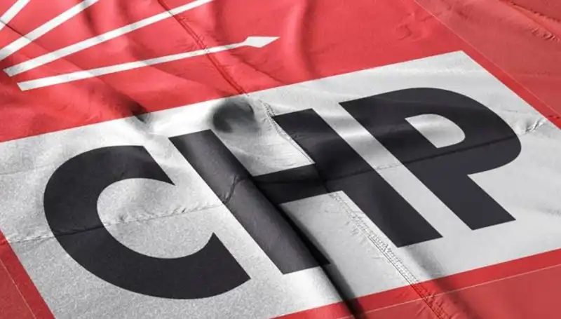 CHP'li Bayrampaşa Belediye Meclis Üyesi Murat Salman İstifa Etti: Siyasi Çalkantılar