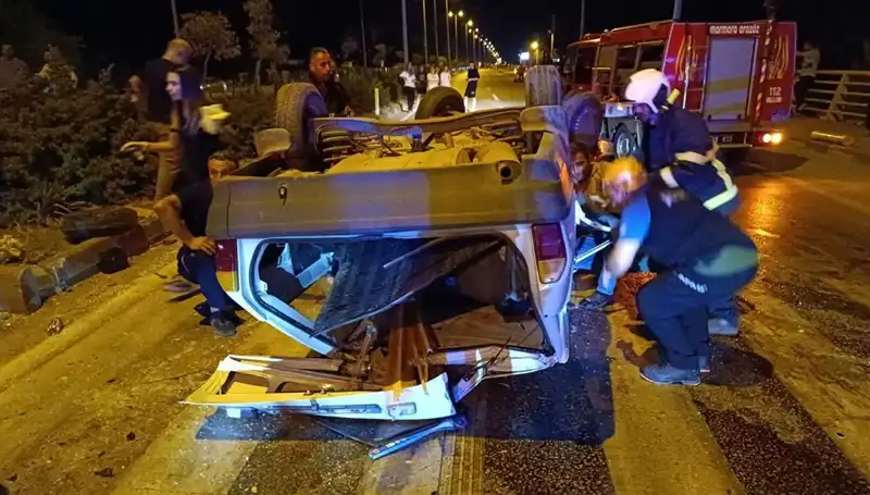 Kavşakta Meydana Gelen Feci Kazada 7 Yaralı, Durumlar Ciddiyetini Koruyor