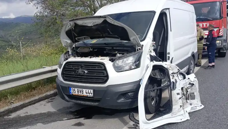 Aydın-İzmir Otoyolu’nda Feci Kaza: Birçok Yaralı, Hayat Kayıpları Var