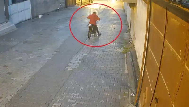 Çaldığı Motosiklet Arızalanınca Hırsızın Planı Suya Düştü!