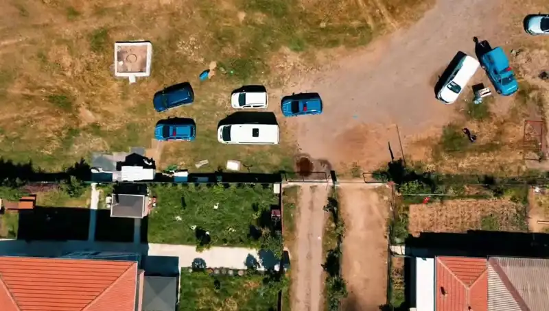 Tekirdağ'da Tefeci Çetesine Yönelik Başarılı Operasyon: Silahlar ve Tapular Ele Geçirildi