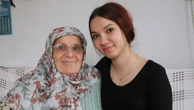 Anneanne Terliği Silah Sayıldı, 4 Yıl Ceza Verildi!