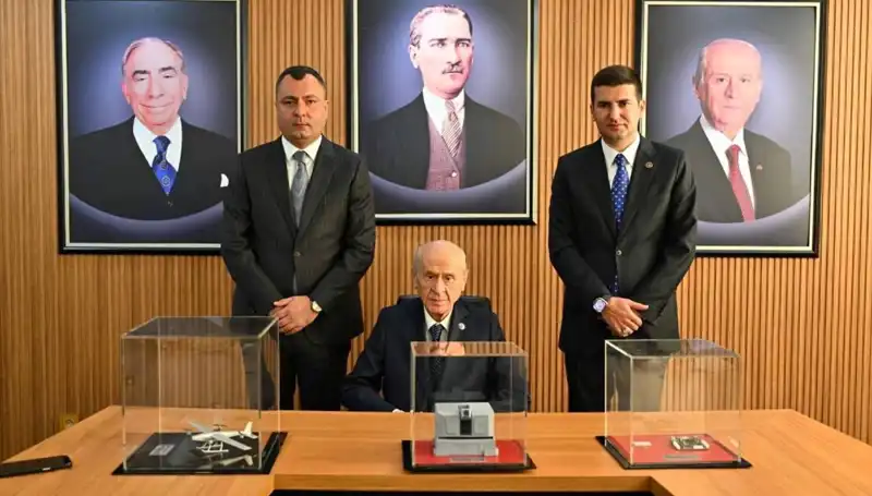 MHP Lideri Bahçeli'den Ülkü Ocakları'na Önemli Ziyaret: Eğitim Vurgusu