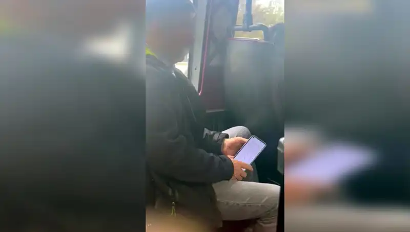 Minibüste genç kızı taciz eden şüpheli yakalandı: Olayda neler yaşandı?