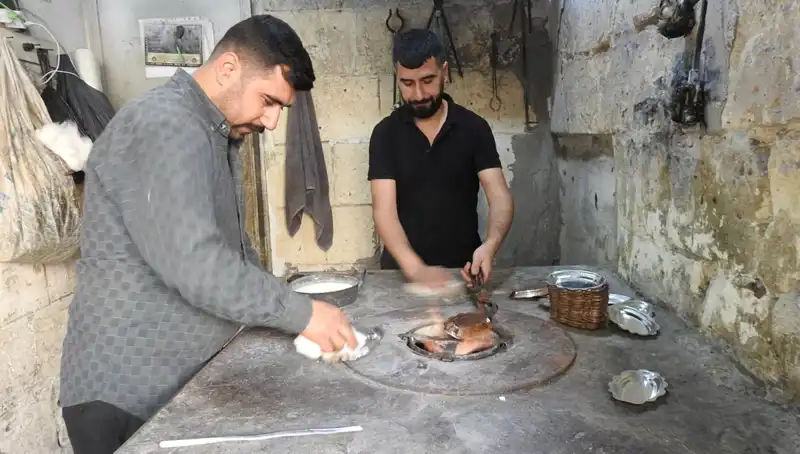 Mesleğini Öğretecek Çırak Bulamayan Usta: Nedenleri ve Çözüm Yolları