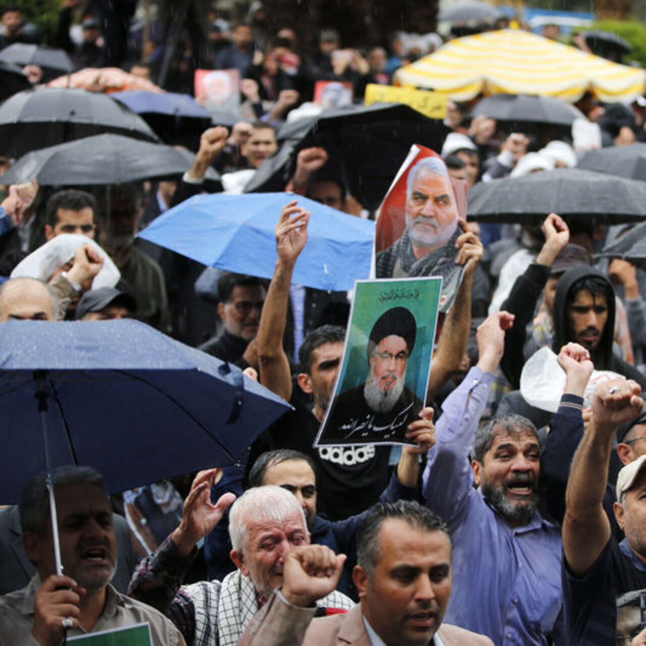 İran'da Binlerce Kişiden İsrail'e Protesto: Öfke Sokaklara Taştı