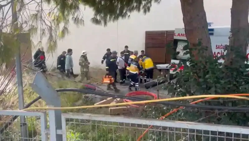 İstanbul'da Trafo Merkezinde Patlama: İşçi Hayatını Kaybetme Riskiyle Karşı Karşıya