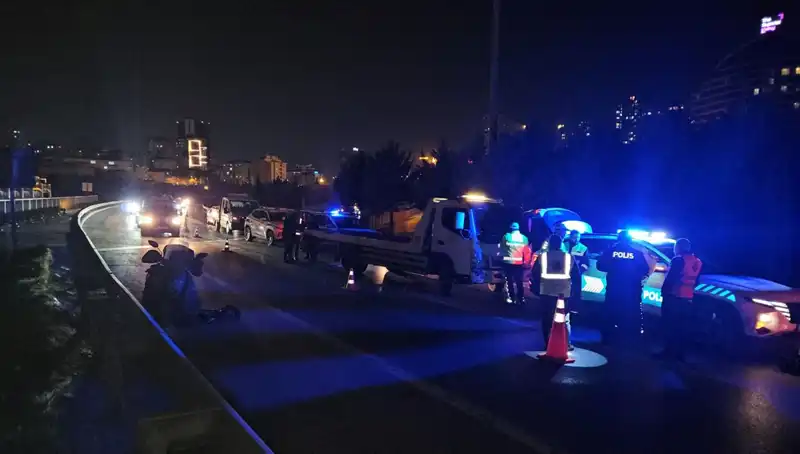 TEM Otoyolu'nda Şok Edici Kaza: Sürüklenen Kişi Hayatını Nasıl Kaybetti?