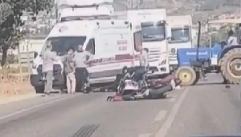 Hatay'da Trafik Faciası: İki Kişi Hayatını Kaybetti!
