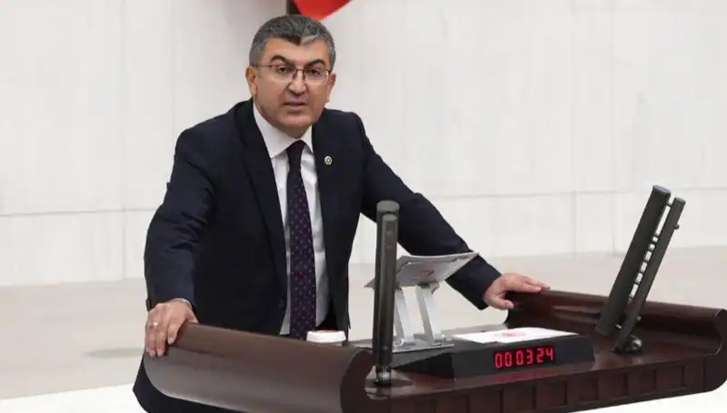 Gelecek Partisi'nde Şok İstifa: Hasan Ekici Sürpriz Kararını Açıkladı!