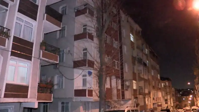 Altı Katlı Apartmanda Gizemli Sesler Panik Yarattı: Tahliye Emri Verildi