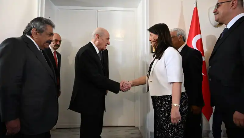 Bahçeli, DEM Parti Heyetini Ağırladı: Siyasi Gelişmeler Beklentisi Artıyor