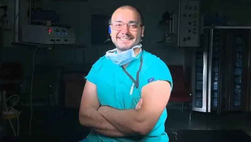 Niğde'de Hastanede Dehşet Anları: Doktora Bıçaklı Saldırı Gerçeği!
