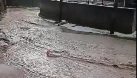 Sivas'ta Beklenmedik Sağanak ve Dolu, Sel Felaketi Yarattı