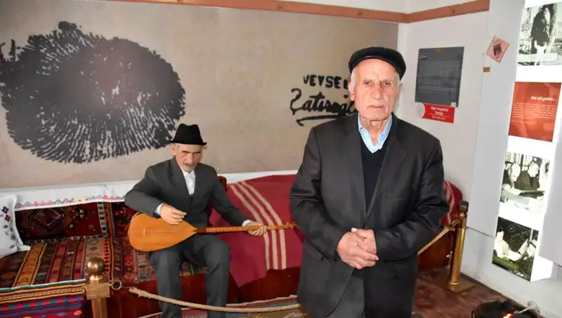 Aşık Veysel'in Gizli Hayatı: Körlükle Yüzleştiği Duygusal Anlar