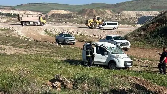 Mardin'de Feci Kaza: Dört Kişi Yaralandı, Olayın Ayrıntıları Şoke Etti!