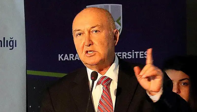 Prof. Dr. Övgün Ahmet Ercan: Beyin Kanaması Tehlikesi Geçirdi, Sağlık Durumu Nedir?
