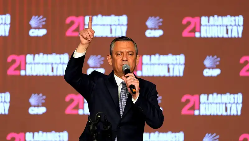 Özgür Özel'in "Cunta" Açıklamaları: Yargıya Taşındı, Siyasi Gündem Karıştı!