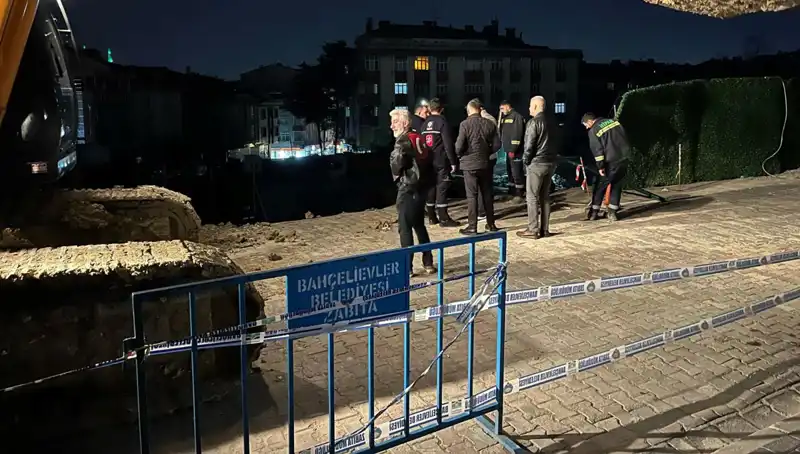 İstanbul'da İnşaat Çalışmalarında Şok Edecek Yol Çökmesi Yaşandı