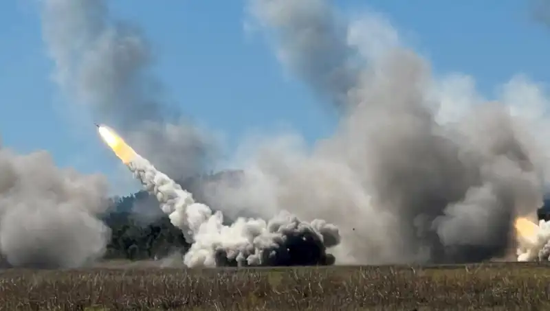 Avustralya'nın Tarihinde Bir İlk: HIMARS ile Askeri Tatbikat Başarıyla Gerçekleşti
