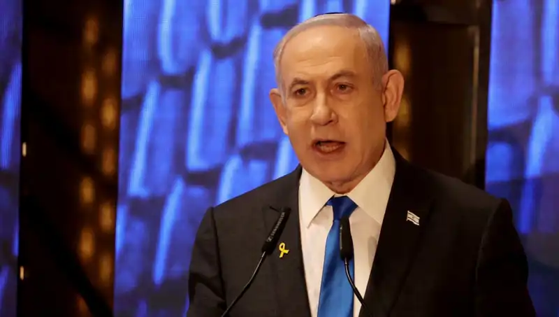 Netanyahu'nun Oğlunun Savunmasında Macron'a Yanıt: "Canın Cehenneme!"