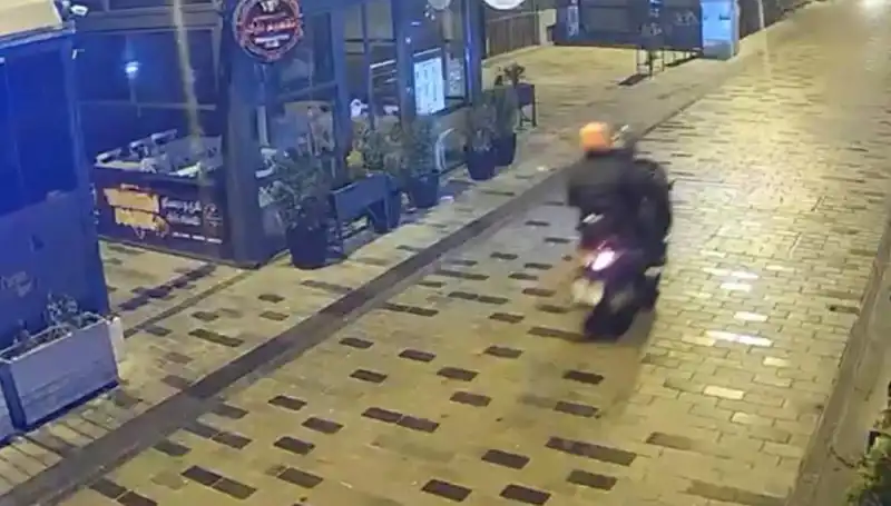 Gece Kulübüne Yapılan Haraç Saldırısında Neler Yaşandı?