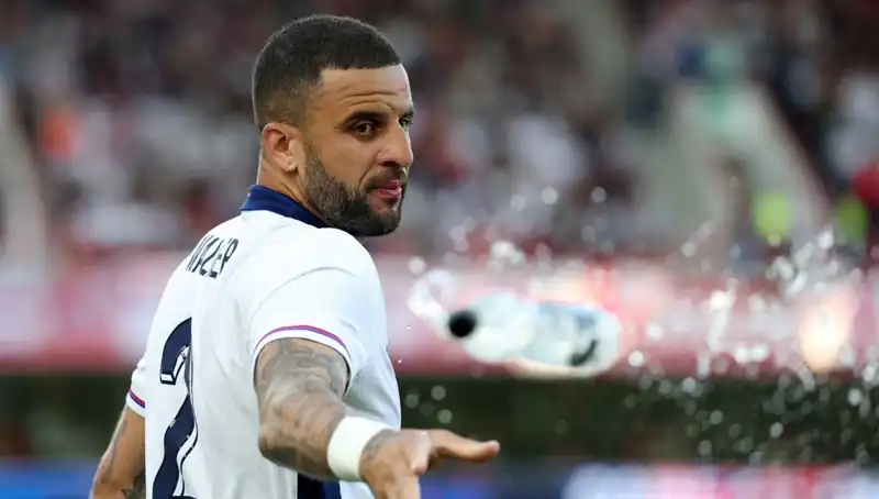 Fenerbahçe’nin Dream Transferi: Walker’ın Opsiyonu Neden Kullanılmadı?