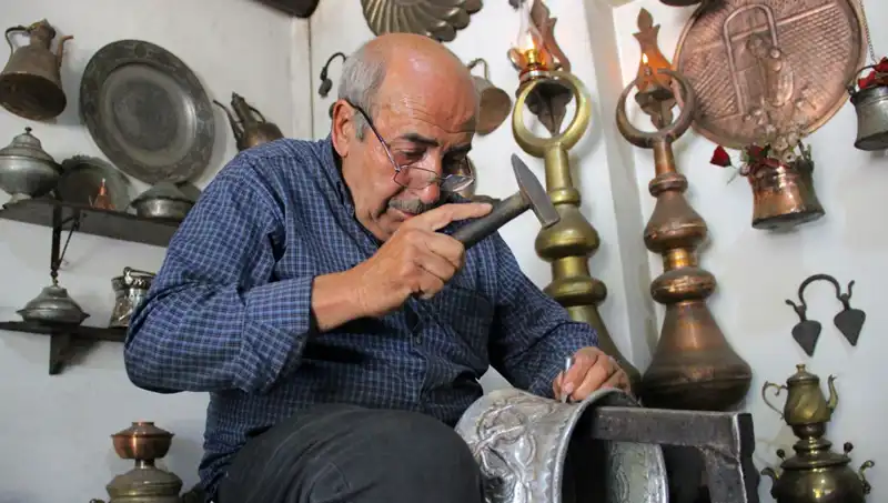 50 Yıldır İşini Sanata Dönüştüren Usta: Yarım Asırlık Bir Başarı Hikayesi