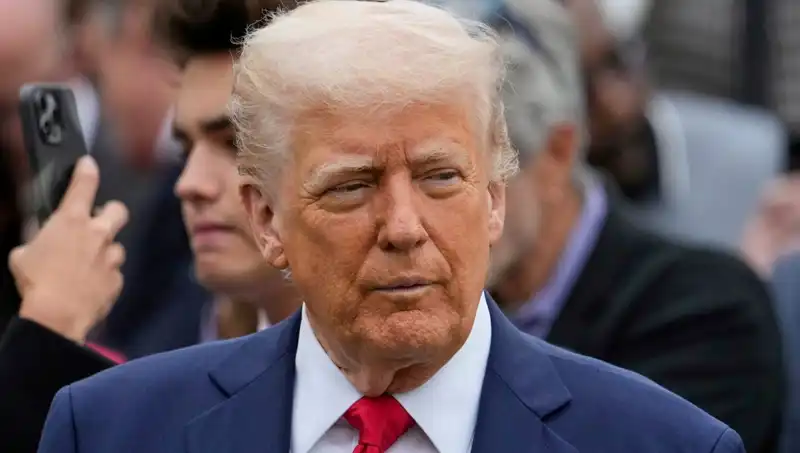 Trump’tan Şaşırtan Açıklama: Çin’e Uygulanan Gümrük Vergisi Düştü Mü?