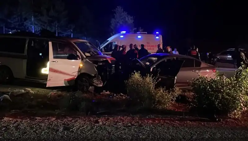 Ters Yön Faciası: Kafa Kafaya Çarpışma Sonucu Can Kayıpları ve Yaralılar