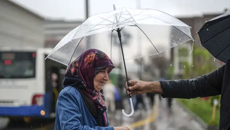 Tüm Yurtta Gök Gürültülü Sağanak: Bugün Hava Durumu Neyi İşaret Ediyor?