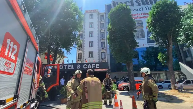 Fatih'te Otel Yemekhanesinde Korkutan Yangın: Detaylar Tüm Türkiye'yi Sarsacak