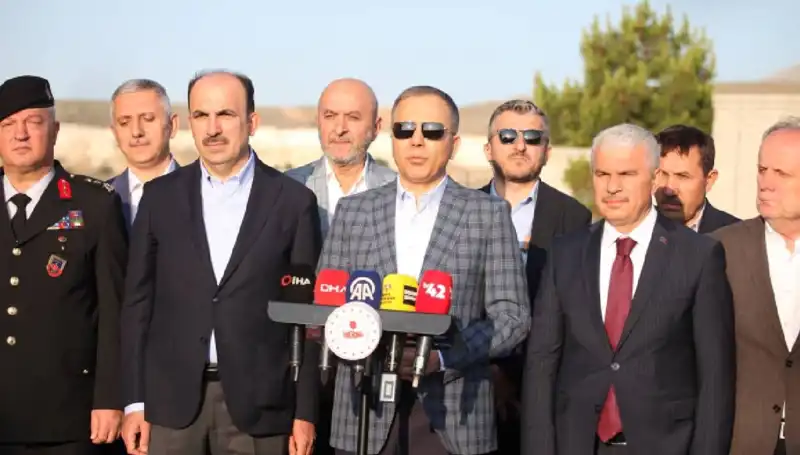 Bayram Sabahı İçin Trafik Uyarısı: Bakan Yerlikaya'dan önemli açıklamalar